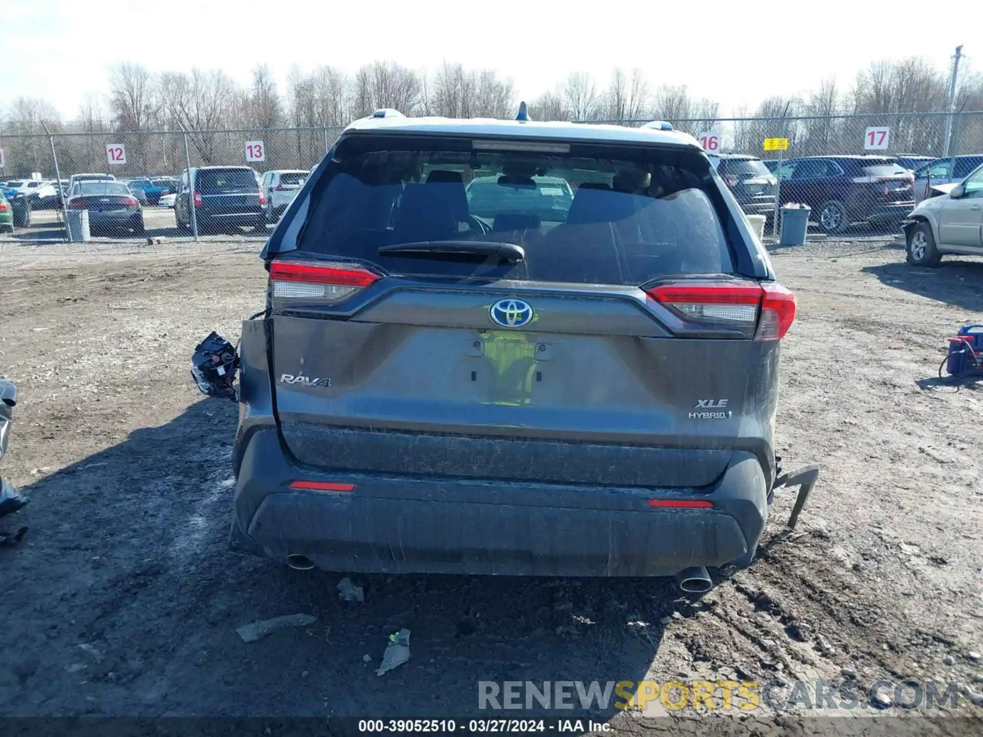 16 Photograph of a damaged car 4T3B6RFV4NU102404 TOYOTA RAV4 2022