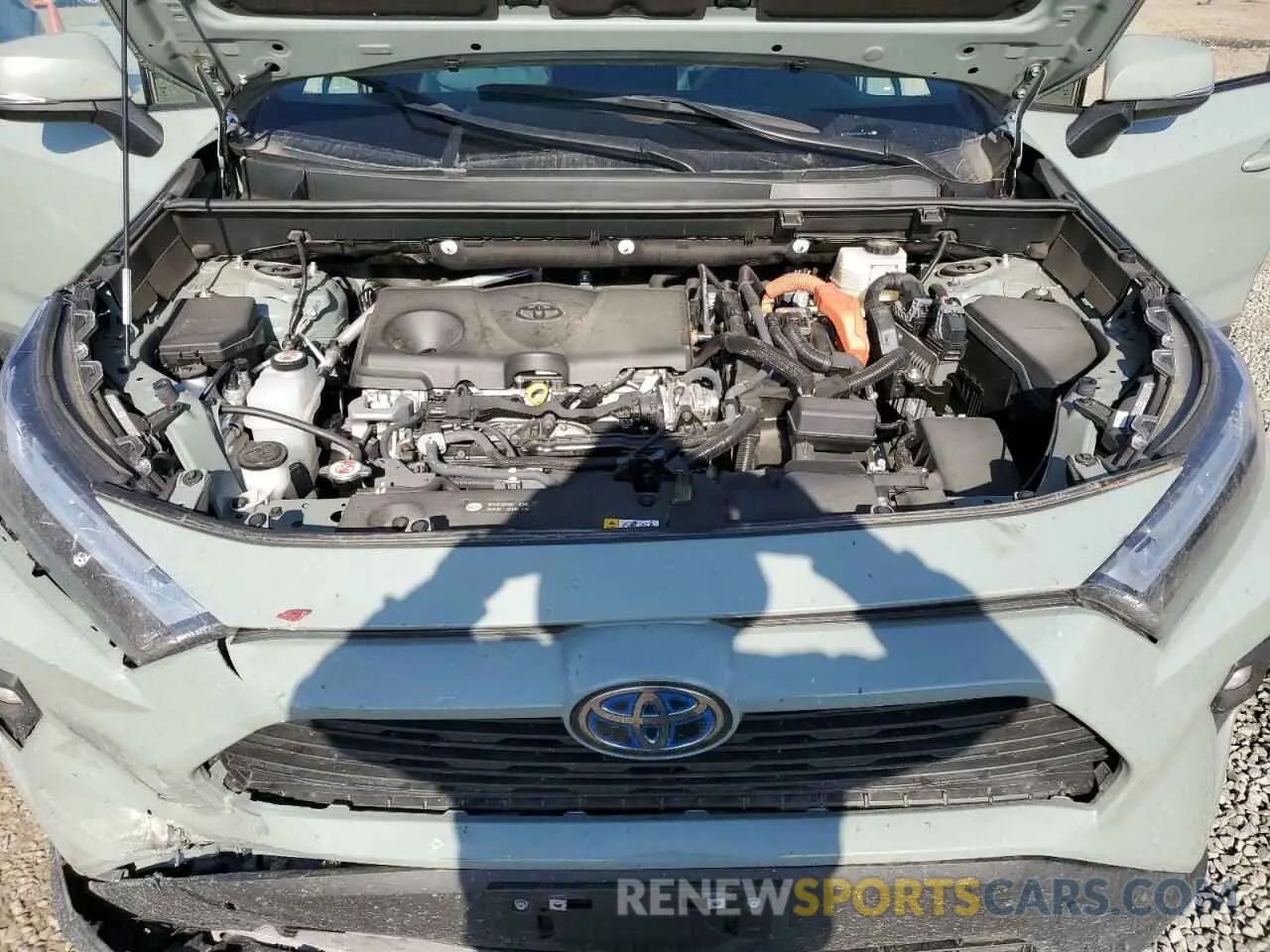 12 Photograph of a damaged car 4T3B6RFV5NU097259 TOYOTA RAV4 2022
