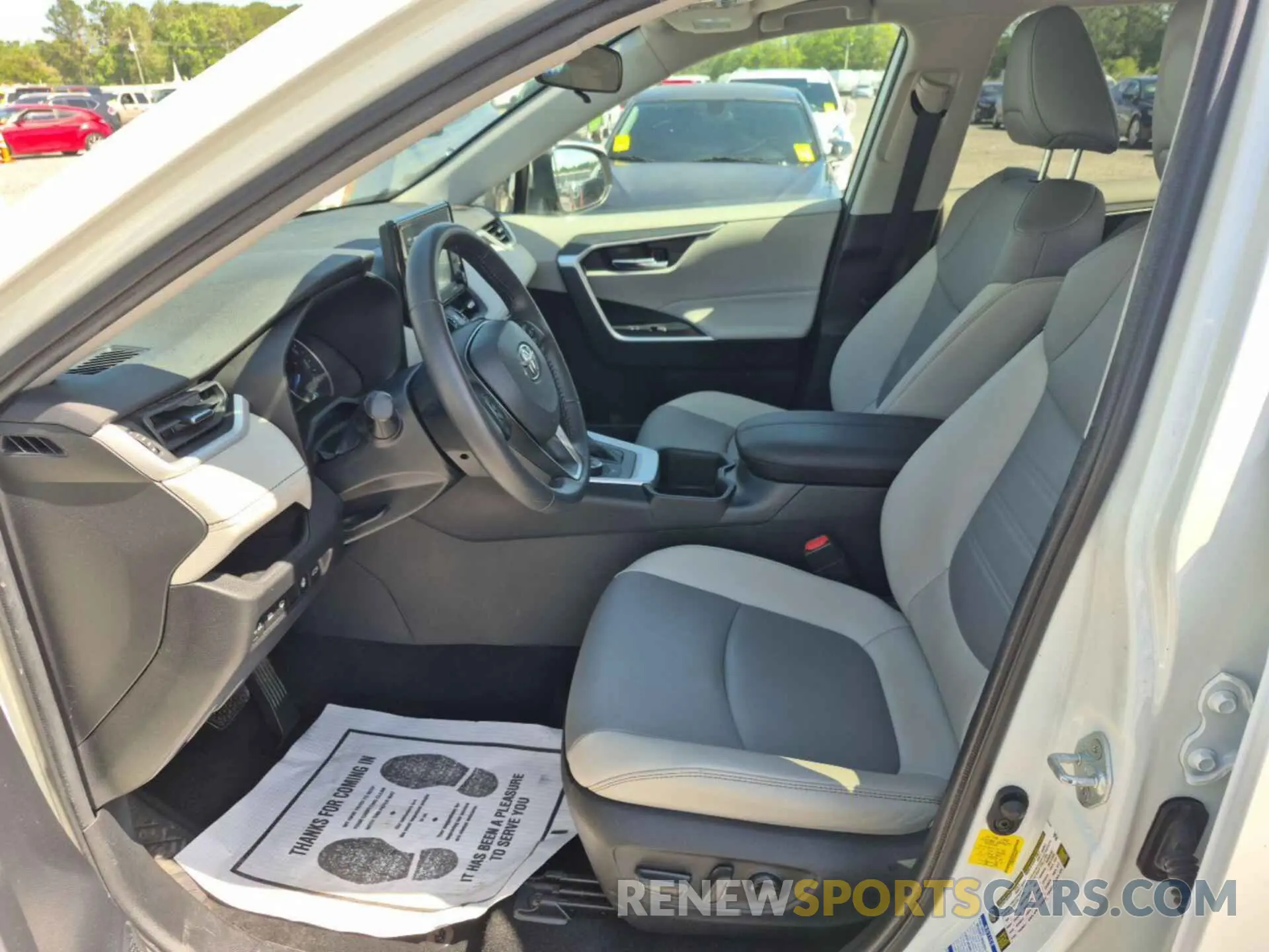 3 Photograph of a damaged car 4T3B6RFV6NU066831 TOYOTA RAV4 2022
