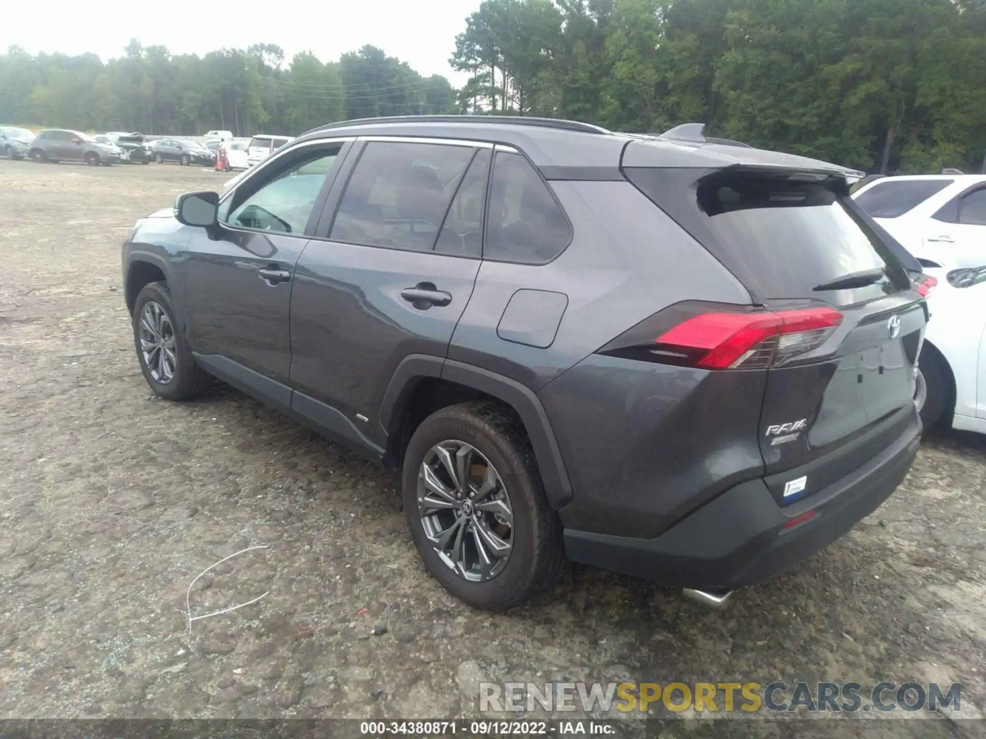 3 Photograph of a damaged car 4T3B6RFV6NU069311 TOYOTA RAV4 2022