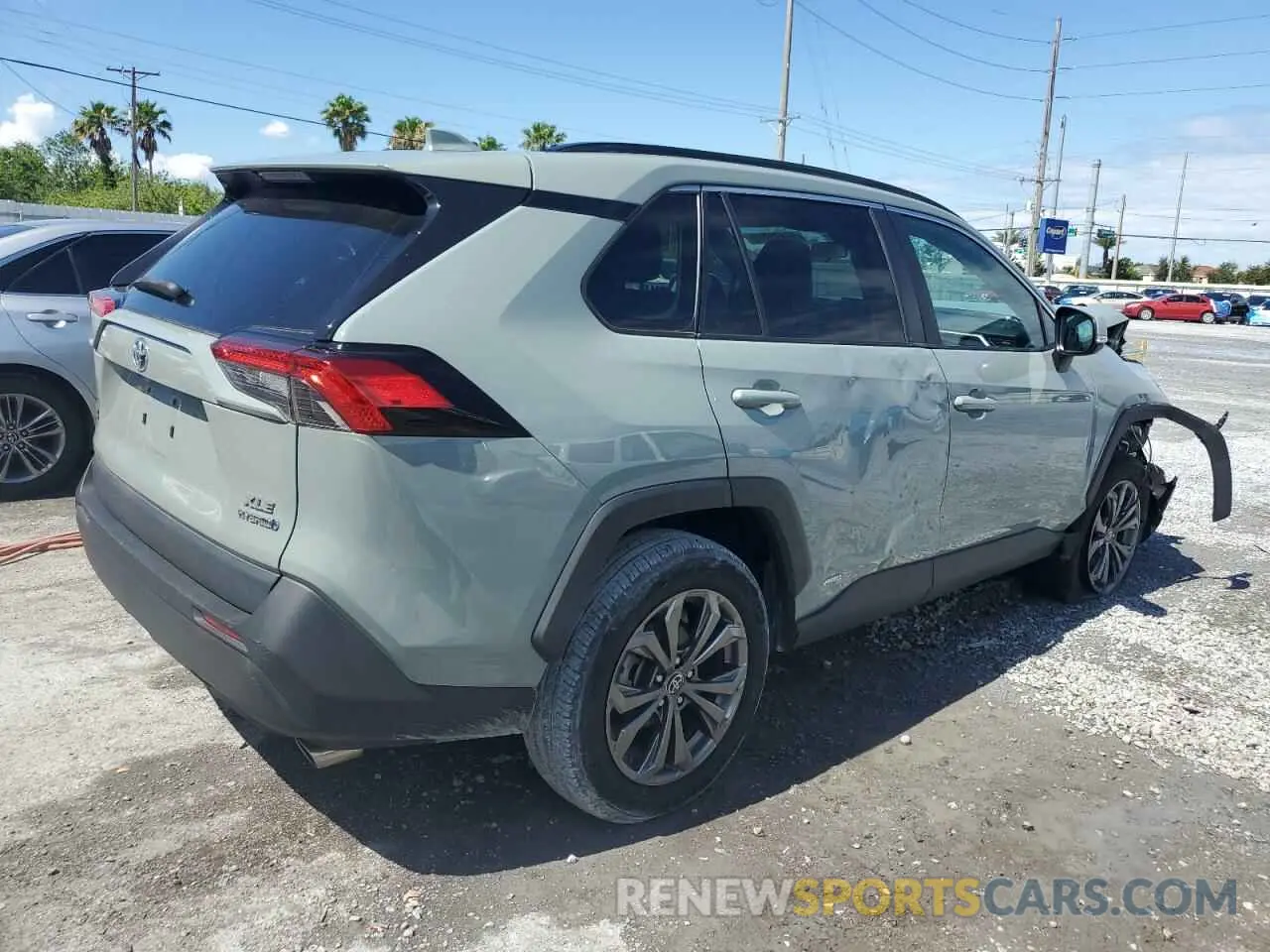 3 Photograph of a damaged car 4T3B6RFV6NU091342 TOYOTA RAV4 2022
