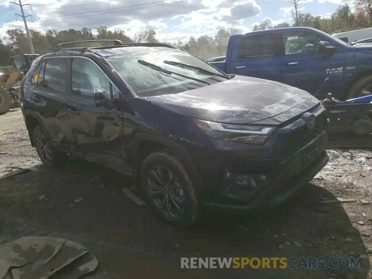 1 Photograph of a damaged car 4T3B6RFV6NU094581 TOYOTA RAV4 2022