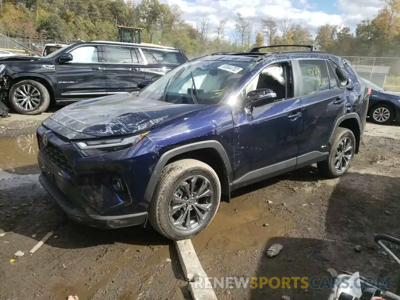 2 Photograph of a damaged car 4T3B6RFV6NU094581 TOYOTA RAV4 2022