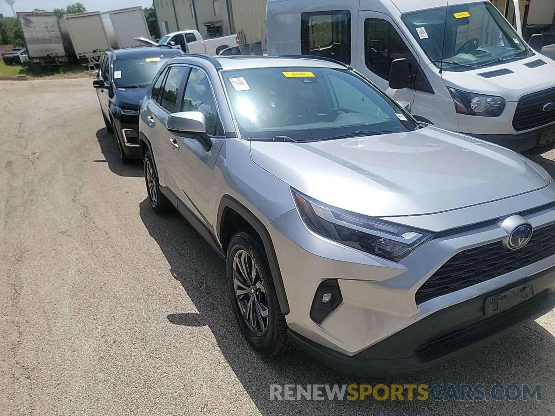 17 Photograph of a damaged car 4T3B6RFV7NU084822 TOYOTA RAV4 2022