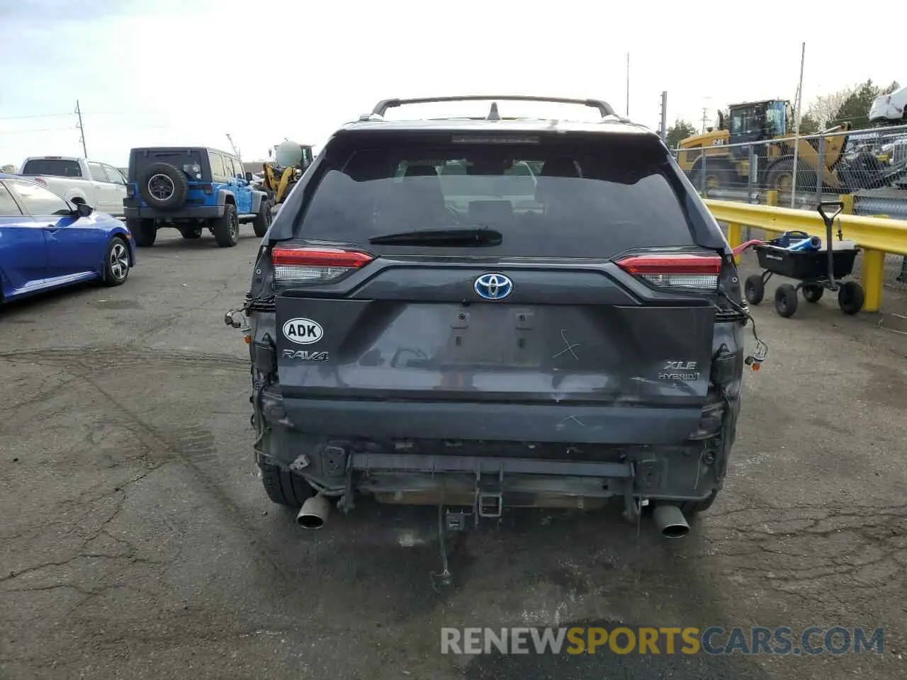 6 Photograph of a damaged car 4T3B6RFV7NU088627 TOYOTA RAV4 2022