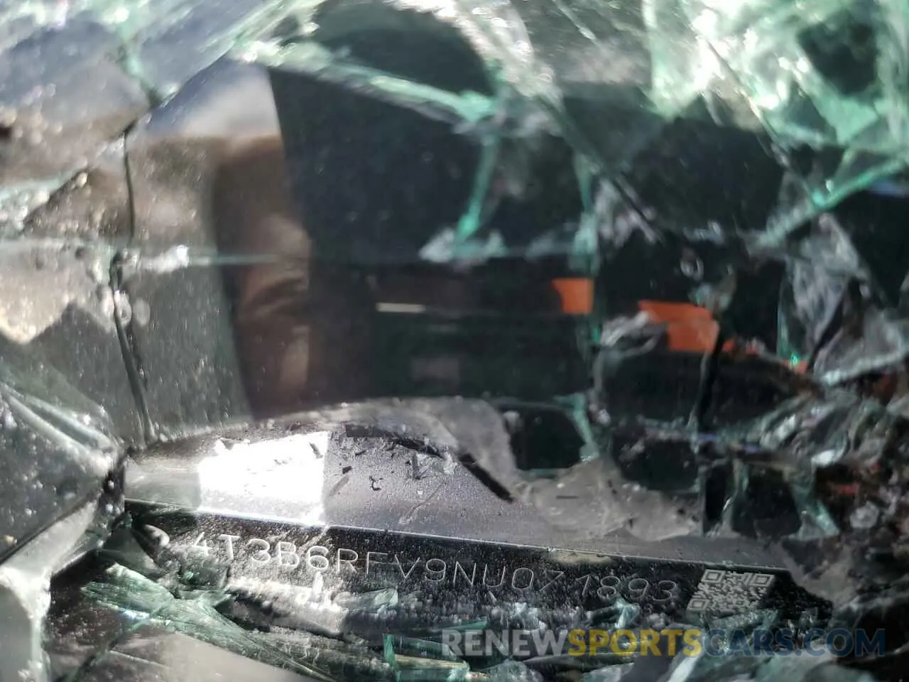 14 Photograph of a damaged car 4T3B6RFV9NU071893 TOYOTA RAV4 2022