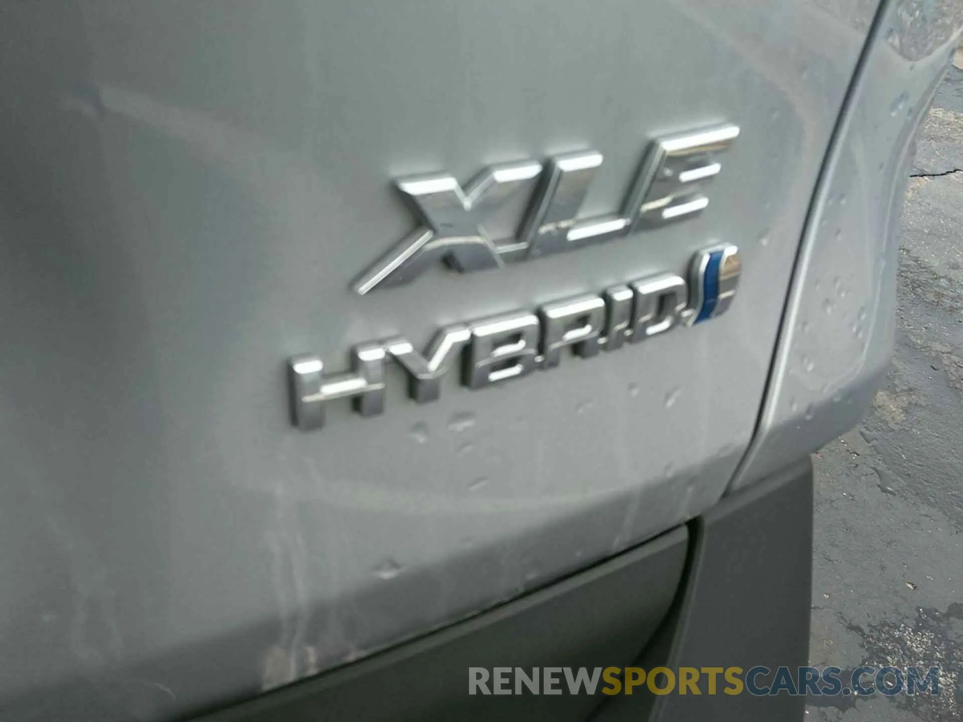 17 Photograph of a damaged car 4T3B6RFVXNU085057 TOYOTA RAV4 2022