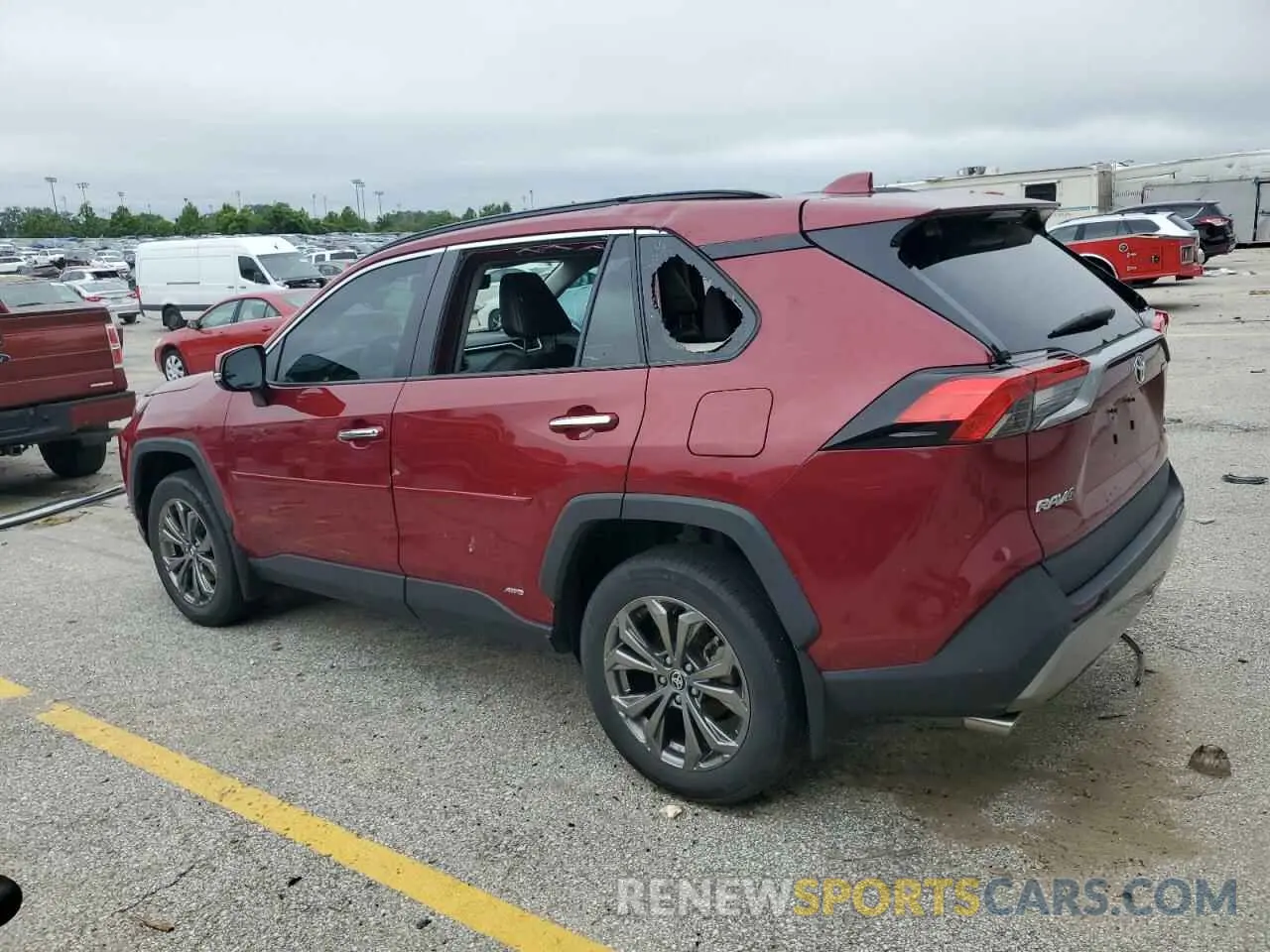 2 Photograph of a damaged car 4T3D6RFV0NU073749 TOYOTA RAV4 2022