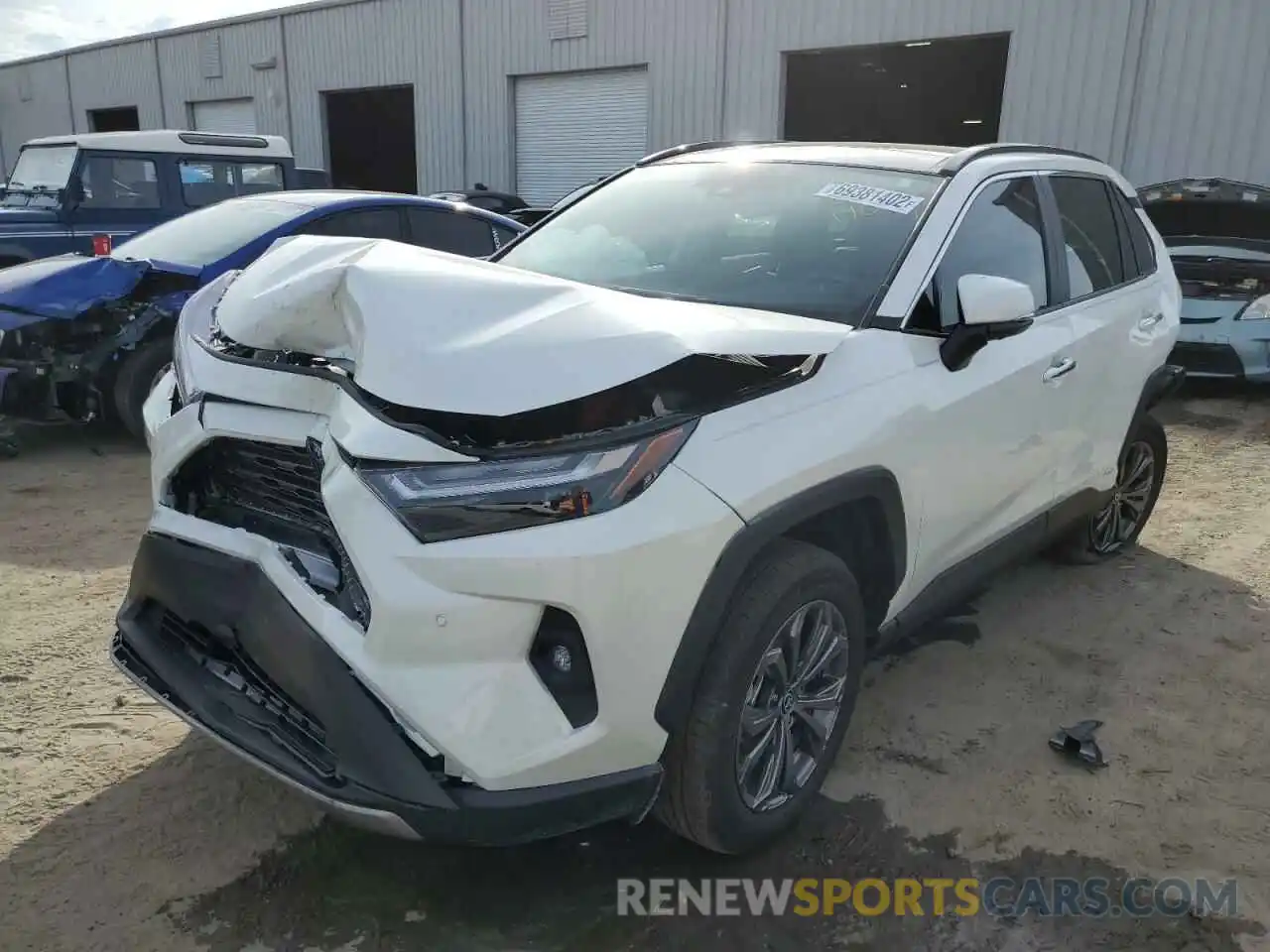 1 Photograph of a damaged car 4T3D6RFV1NU067054 TOYOTA RAV4 2022