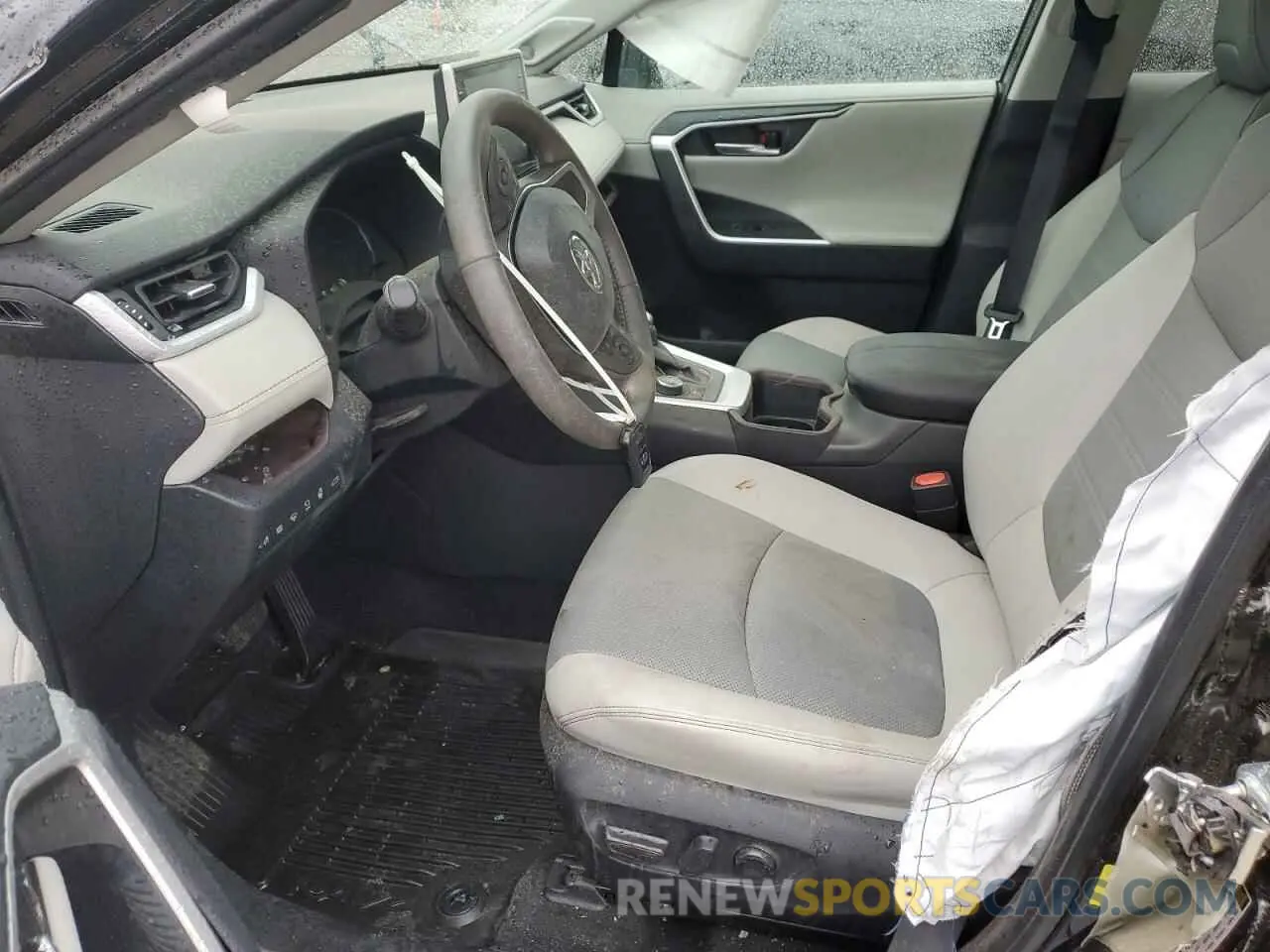 7 Photograph of a damaged car 4T3D6RFV4NU080946 TOYOTA RAV4 2022