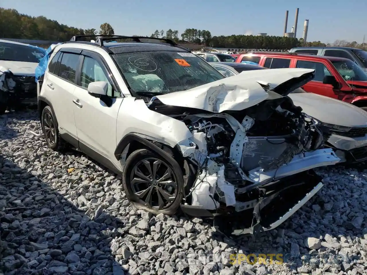 1 Photograph of a damaged car 4T3D6RFV4NU096001 TOYOTA RAV4 2022