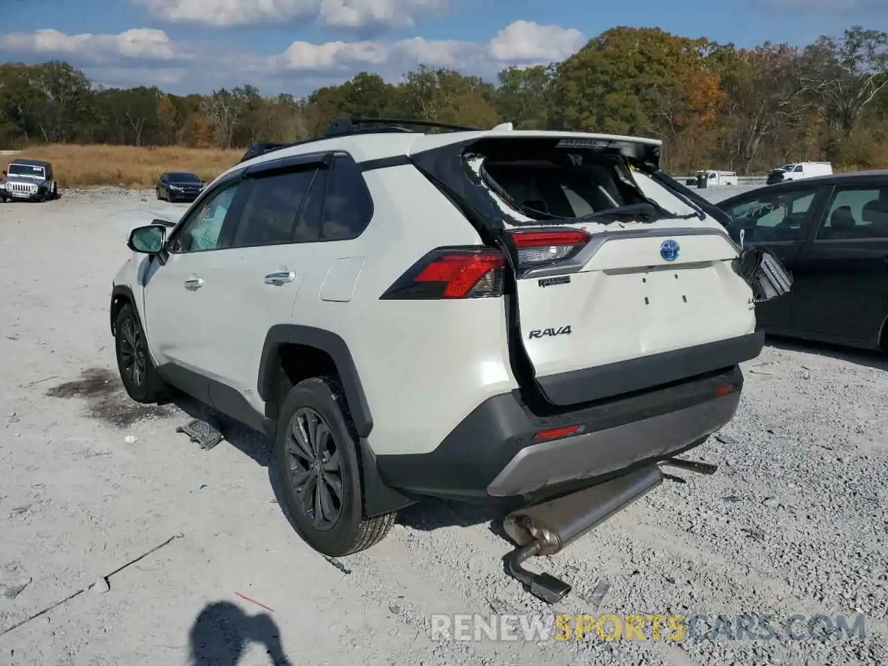 3 Photograph of a damaged car 4T3D6RFV4NU096001 TOYOTA RAV4 2022