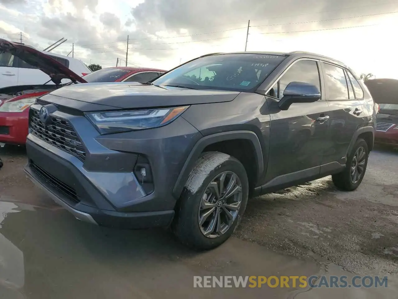 1 Photograph of a damaged car 4T3D6RFV6NU077742 TOYOTA RAV4 2022