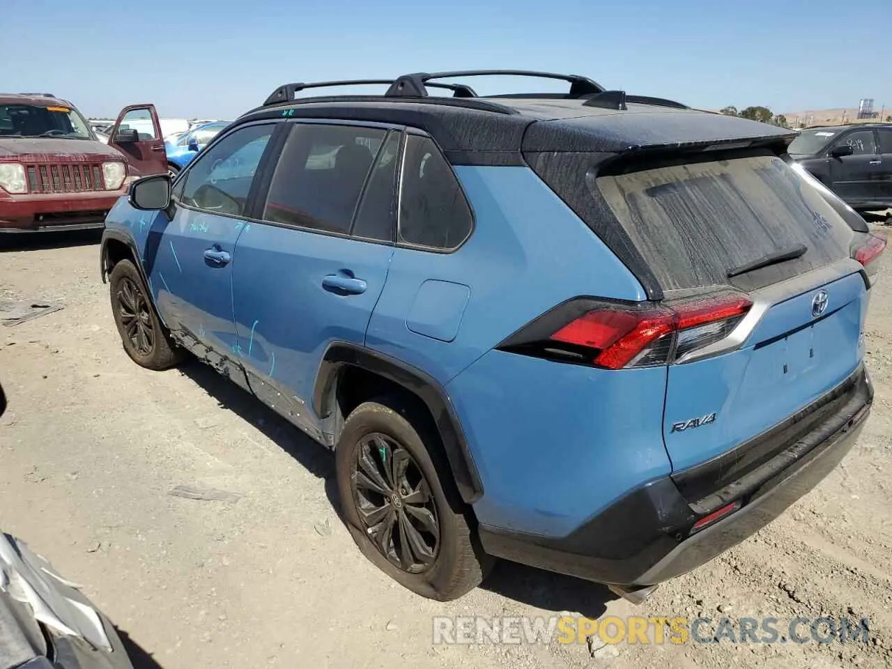 2 Photograph of a damaged car 4T3E6RFV0NU089891 TOYOTA RAV4 2022