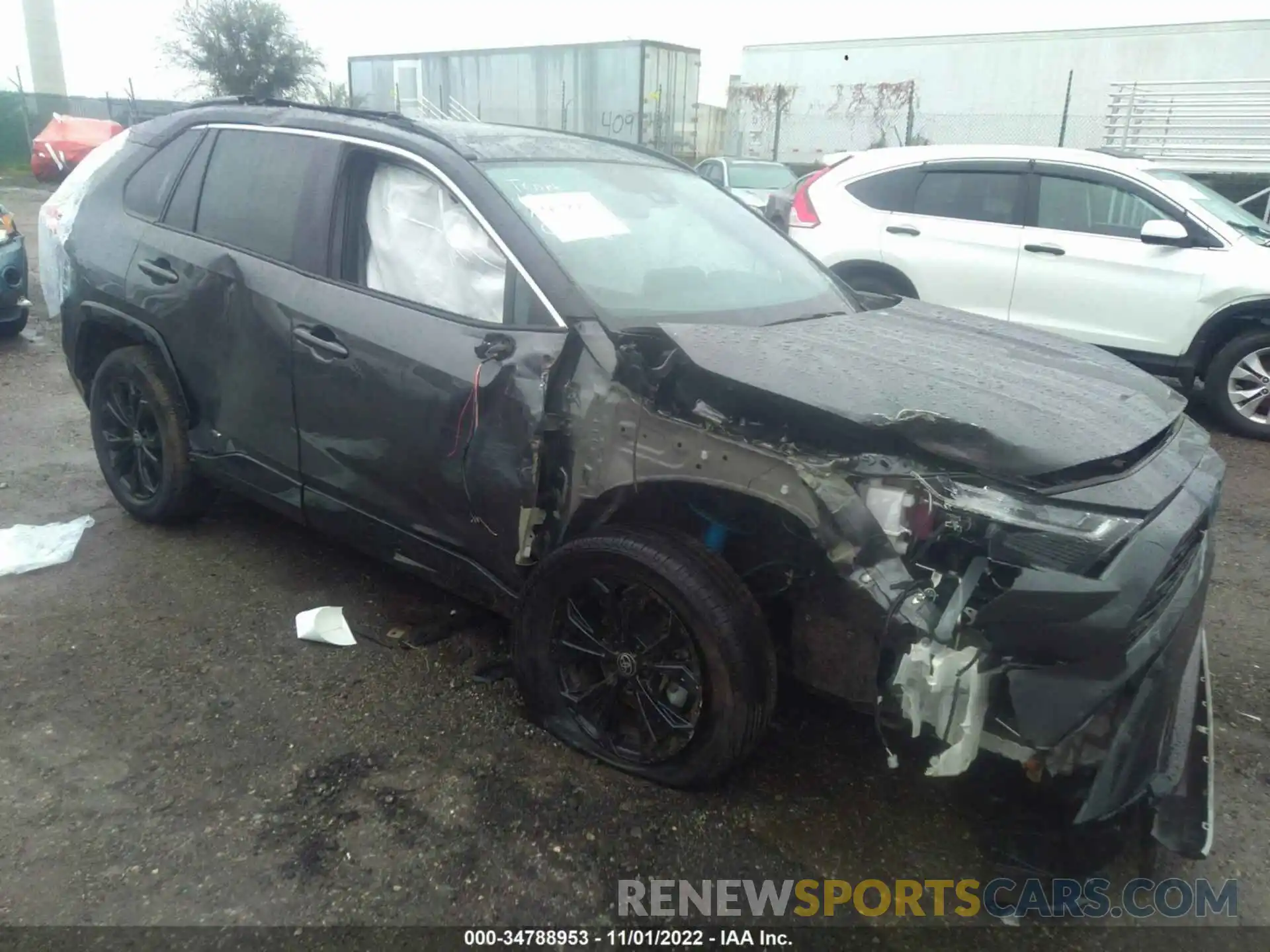 1 Photograph of a damaged car 4T3E6RFV1NU065986 TOYOTA RAV4 2022