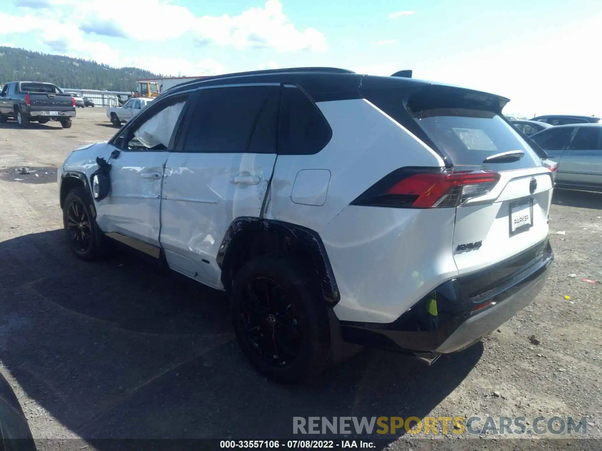 3 Photograph of a damaged car 4T3E6RFV2NU078360 TOYOTA RAV4 2022