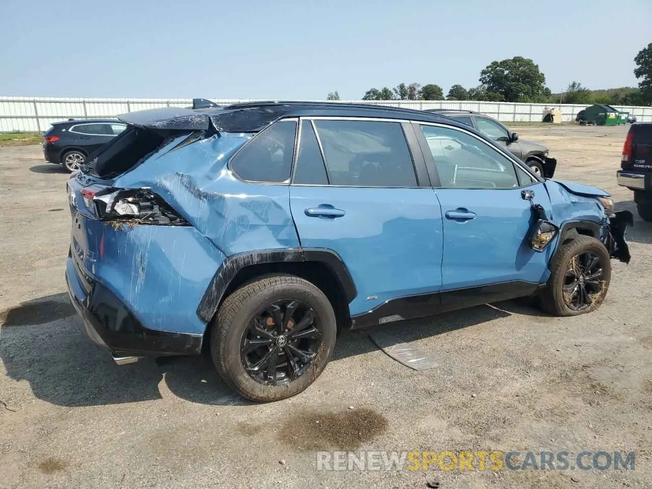 3 Photograph of a damaged car 4T3E6RFV2NU084840 TOYOTA RAV4 2022