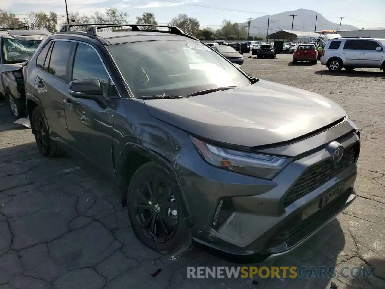 1 Photograph of a damaged car 4T3E6RFV5NU073217 TOYOTA RAV4 2022