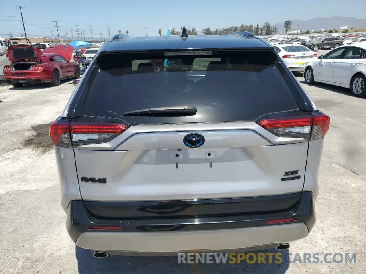 6 Photograph of a damaged car 4T3E6RFV5NU078286 TOYOTA RAV4 2022