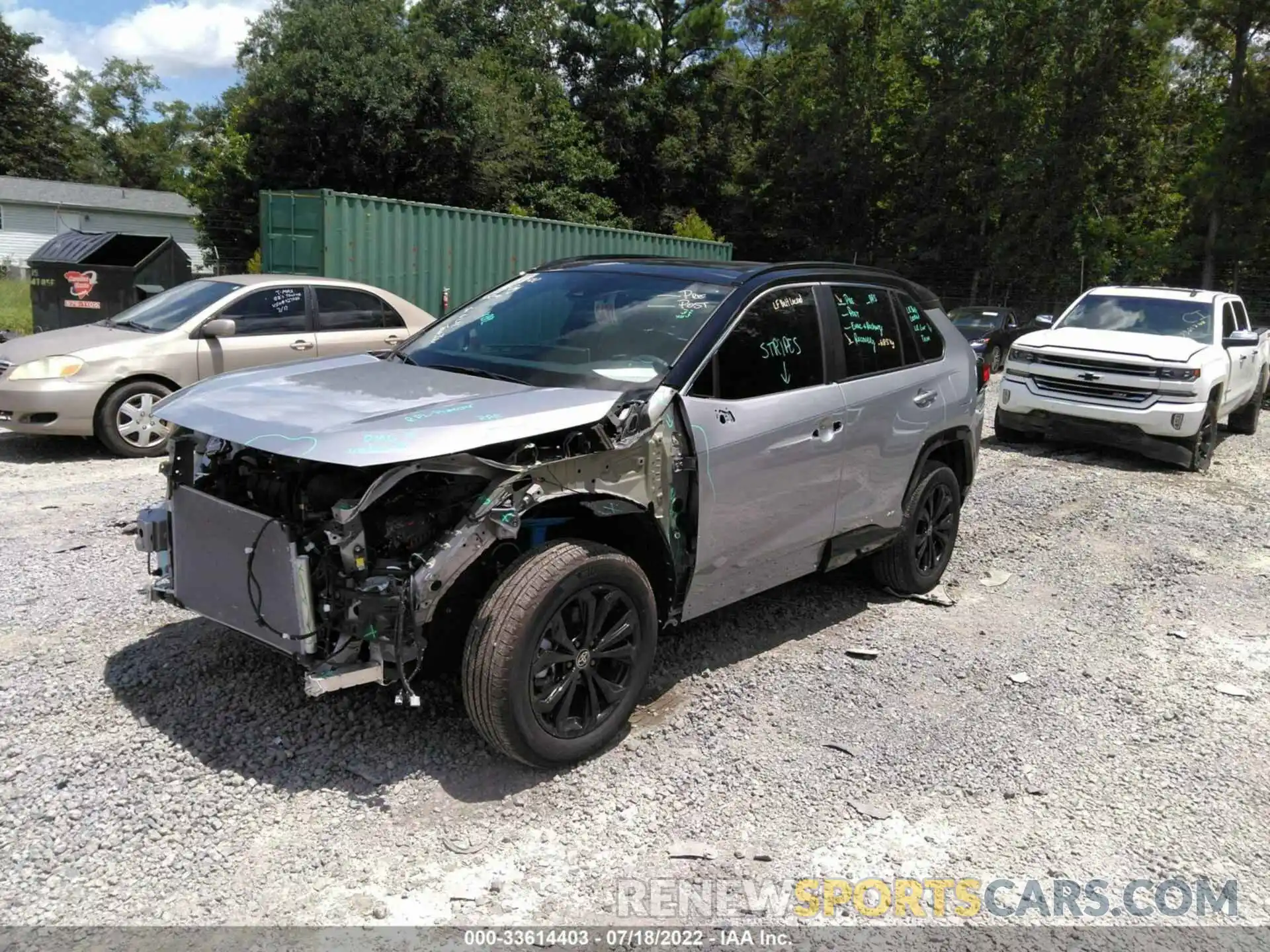 2 Photograph of a damaged car 4T3E6RFV7NU071470 TOYOTA RAV4 2022