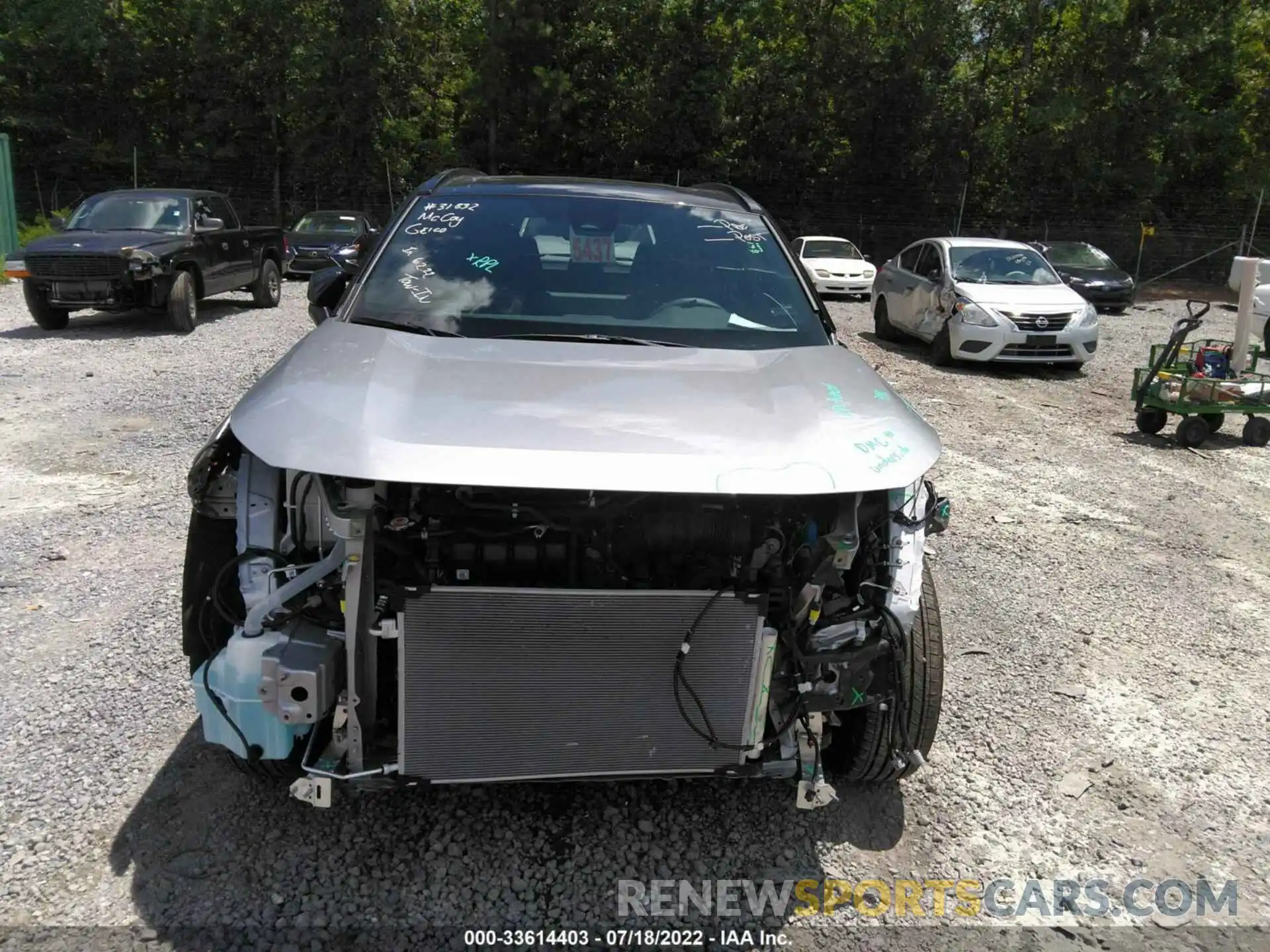 6 Photograph of a damaged car 4T3E6RFV7NU071470 TOYOTA RAV4 2022