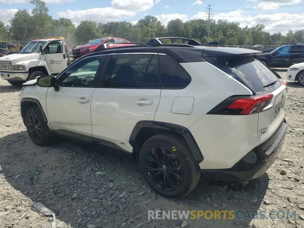 2 Photograph of a damaged car 4T3E6RFV8NU078931 TOYOTA RAV4 2022