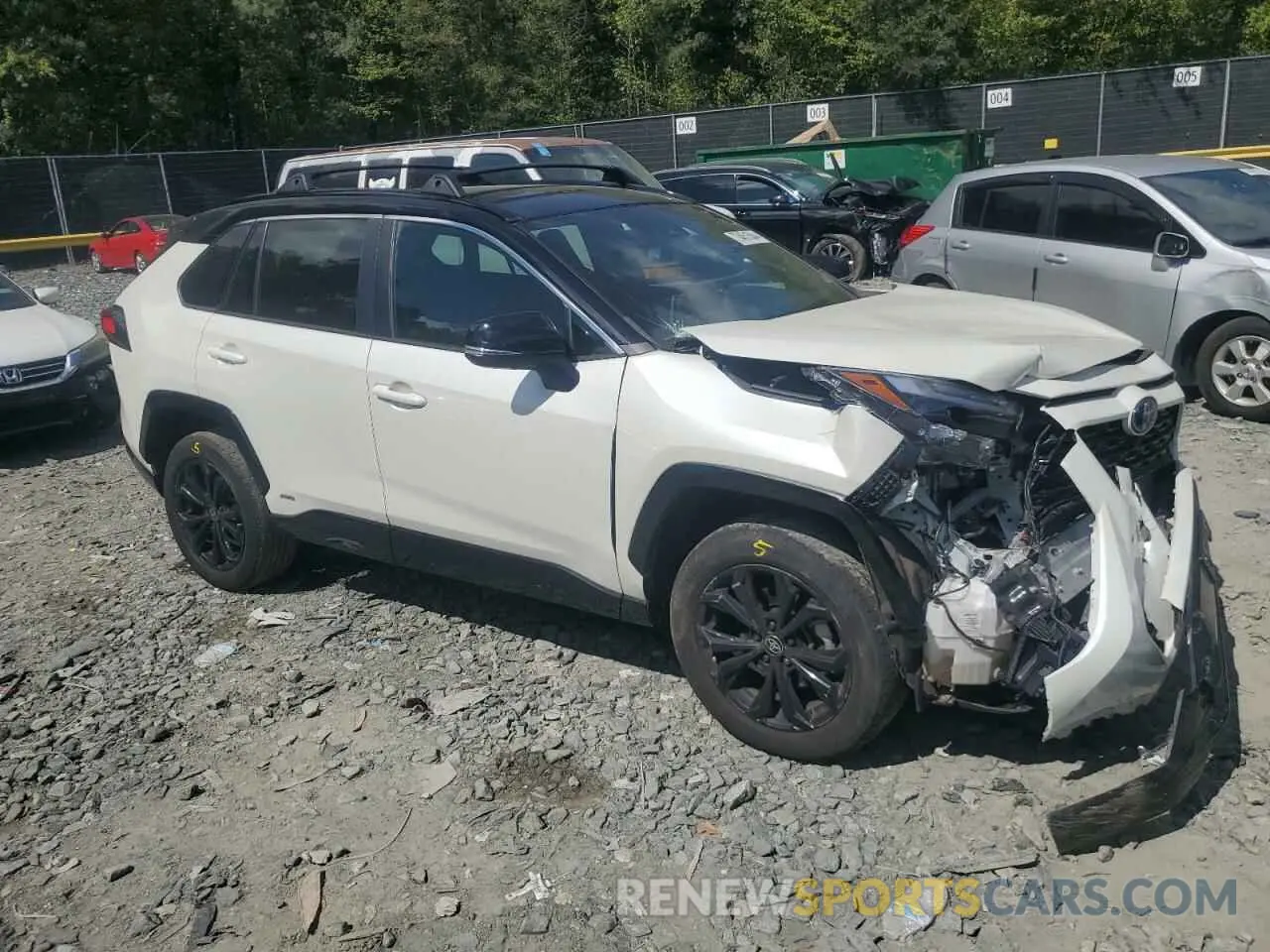4 Photograph of a damaged car 4T3E6RFV8NU078931 TOYOTA RAV4 2022