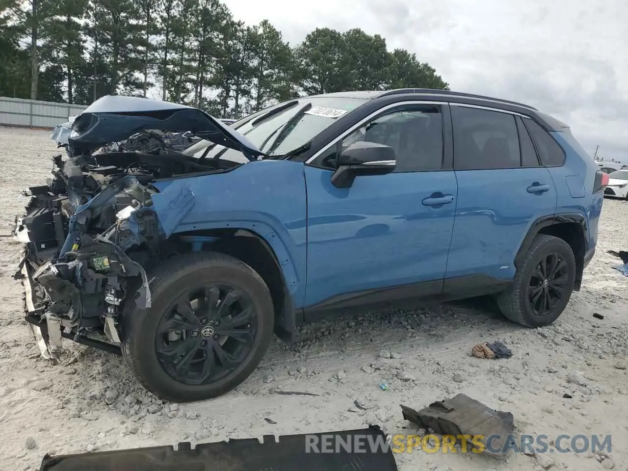1 Photograph of a damaged car 4T3E6RFV8NU084048 TOYOTA RAV4 2022