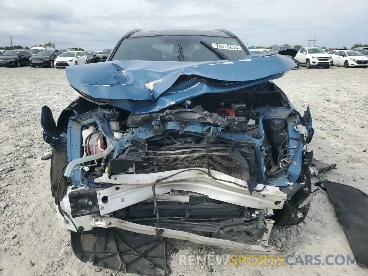 5 Photograph of a damaged car 4T3E6RFV8NU084048 TOYOTA RAV4 2022