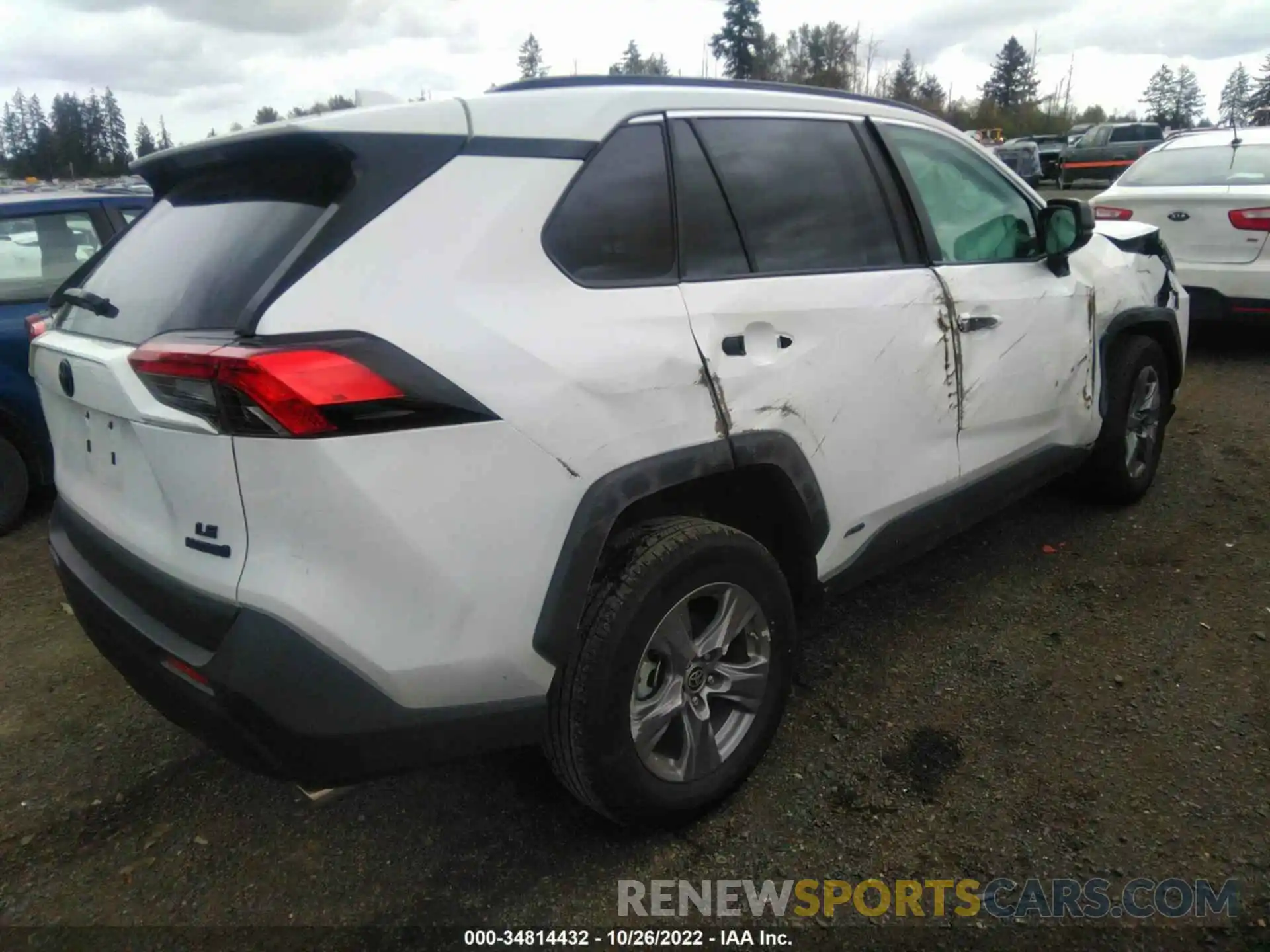 4 Photograph of a damaged car 4T3LWRFV8NU067631 TOYOTA RAV4 2022