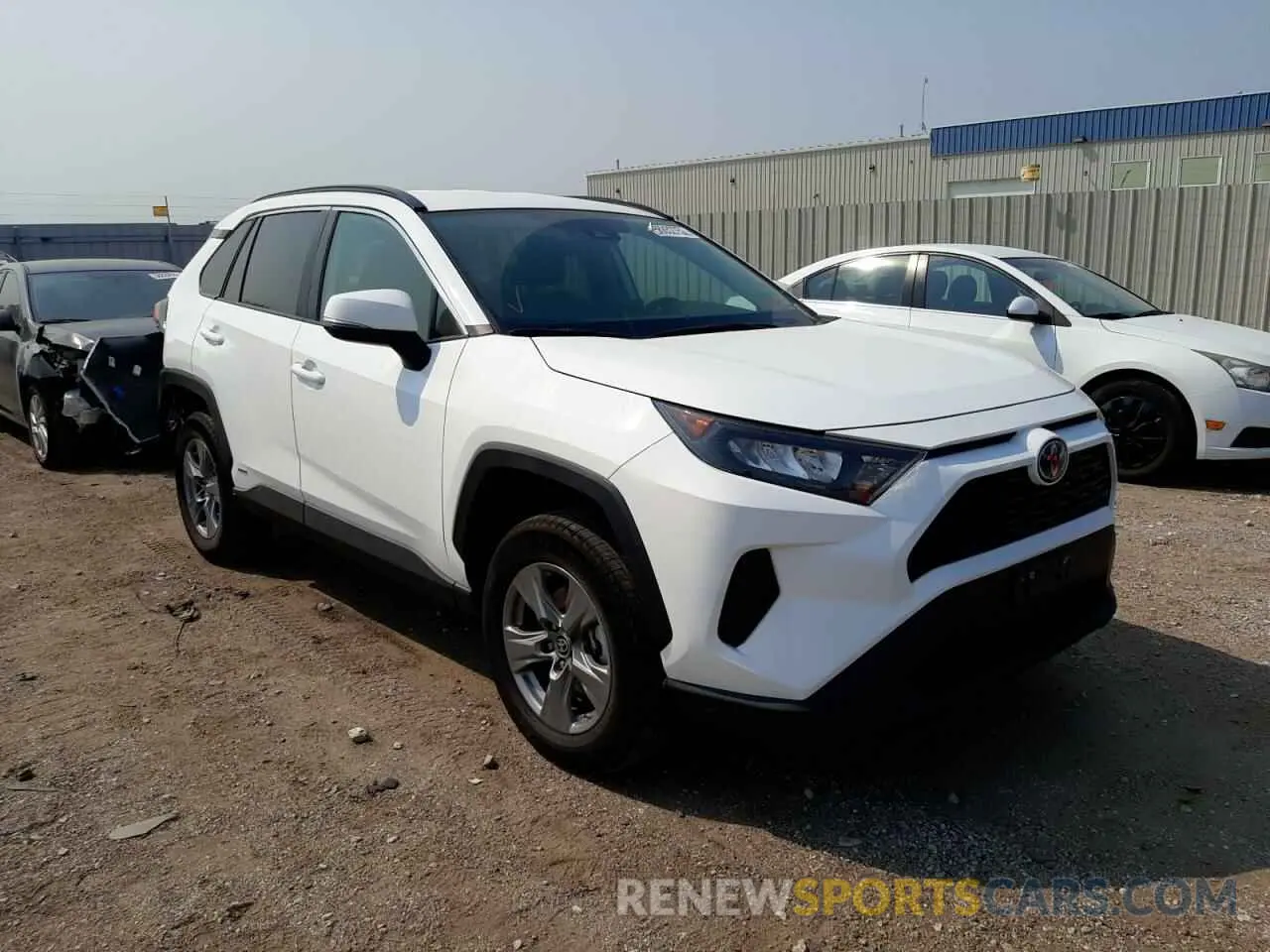 1 Photograph of a damaged car 4T3MWRFV1NU062663 TOYOTA RAV4 2022