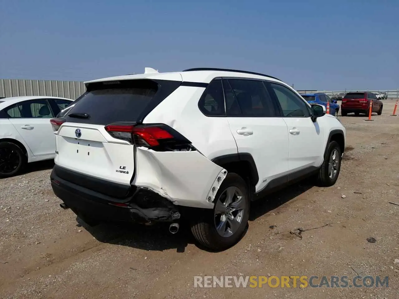 4 Photograph of a damaged car 4T3MWRFV1NU062663 TOYOTA RAV4 2022
