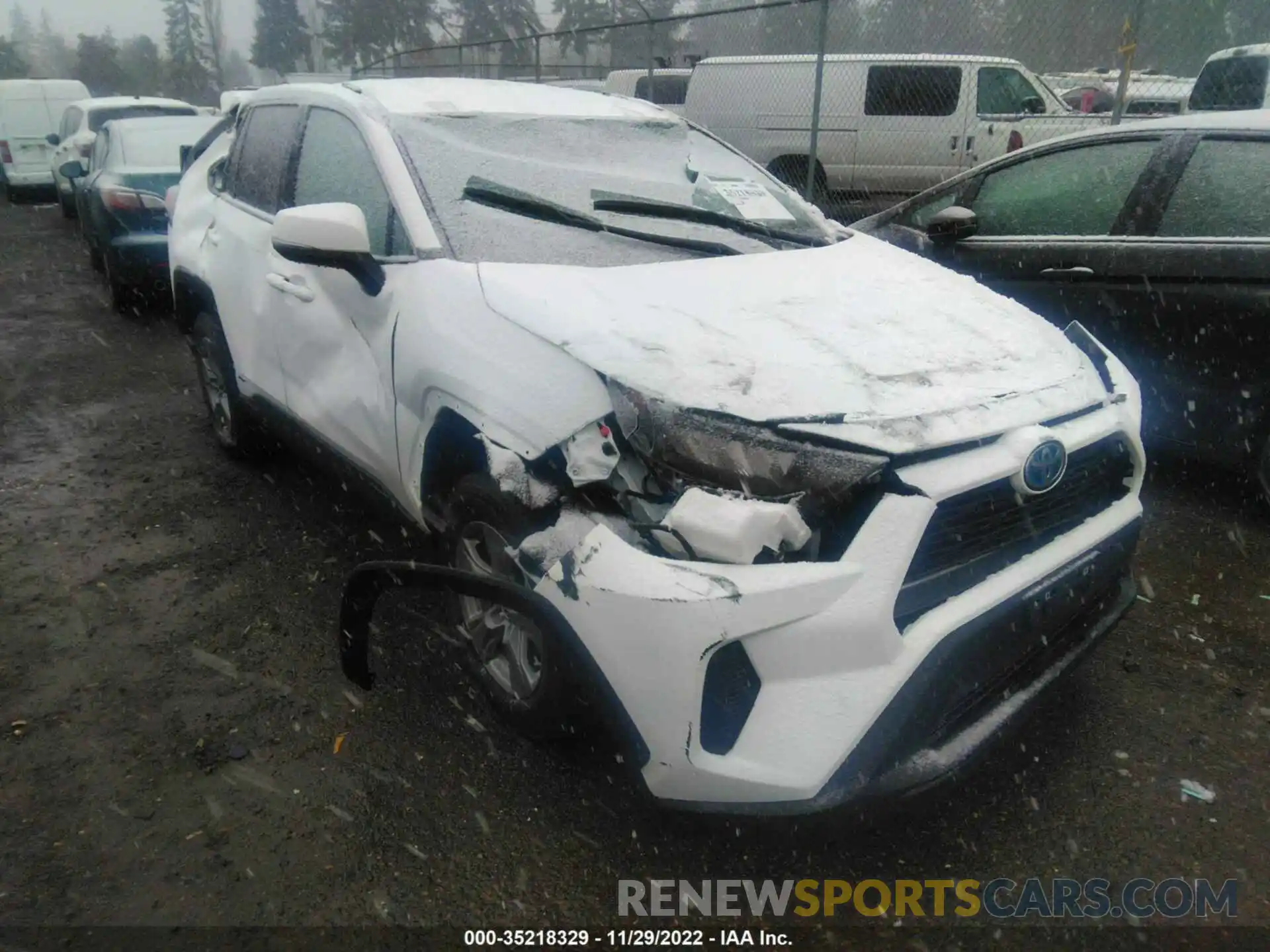 1 Photograph of a damaged car 4T3MWRFV4NU069638 TOYOTA RAV4 2022