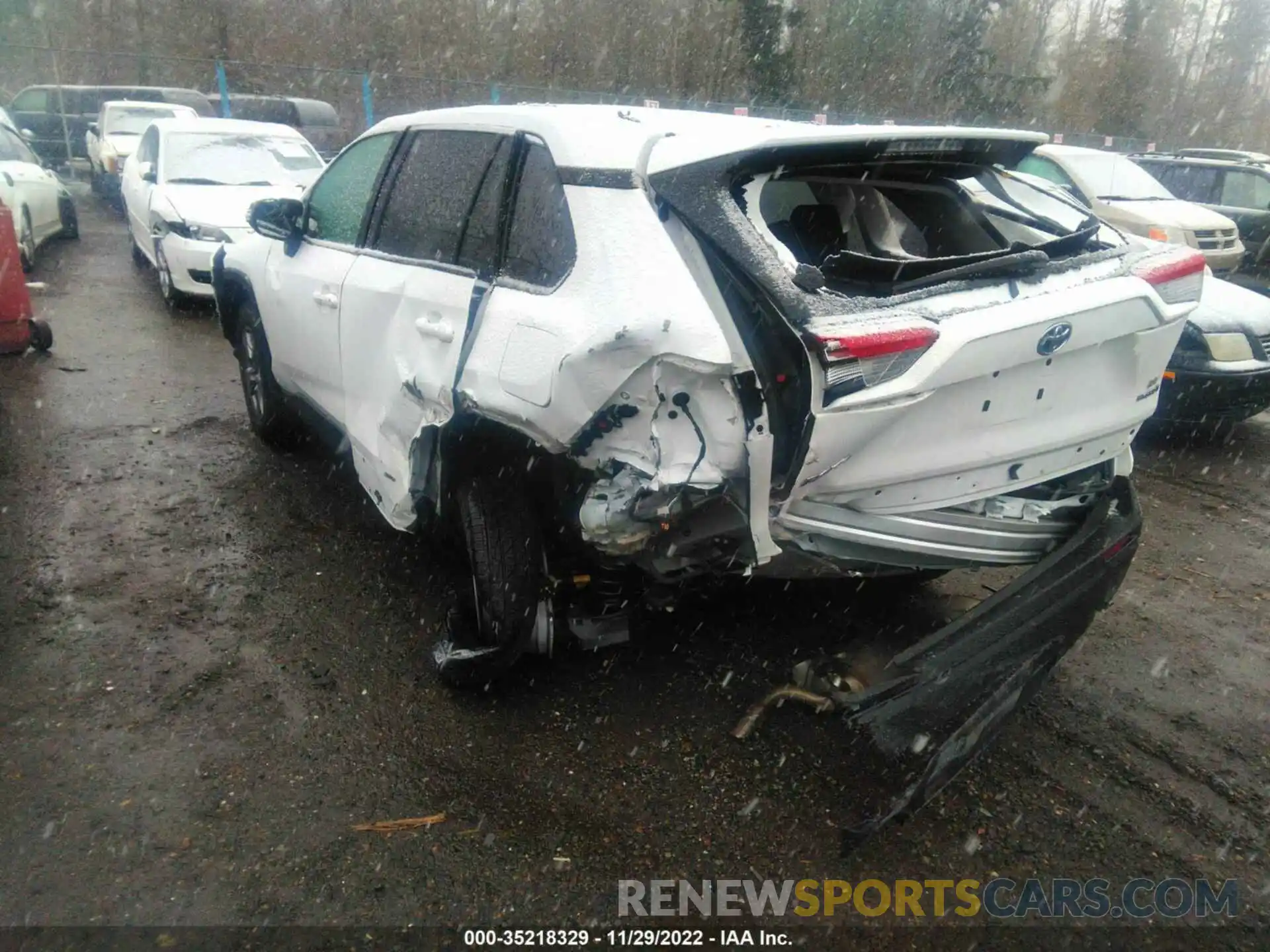 3 Photograph of a damaged car 4T3MWRFV4NU069638 TOYOTA RAV4 2022