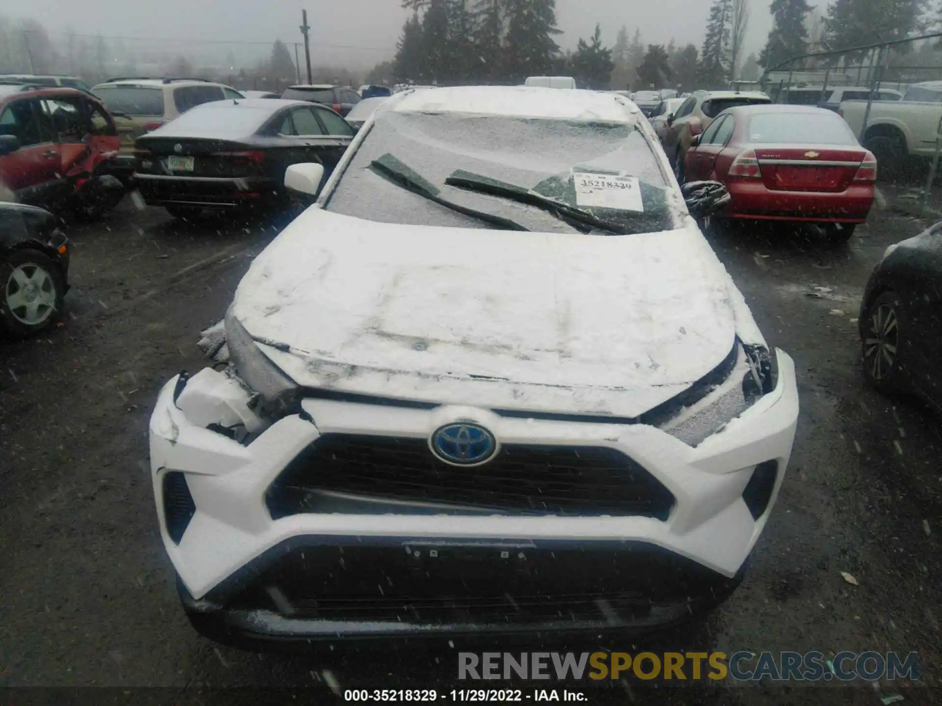 6 Photograph of a damaged car 4T3MWRFV4NU069638 TOYOTA RAV4 2022