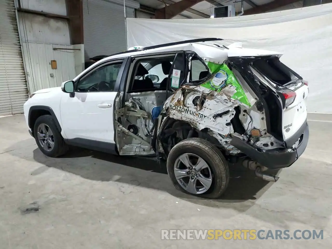 2 Photograph of a damaged car 4T3MWRFV5NU063301 TOYOTA RAV4 2022