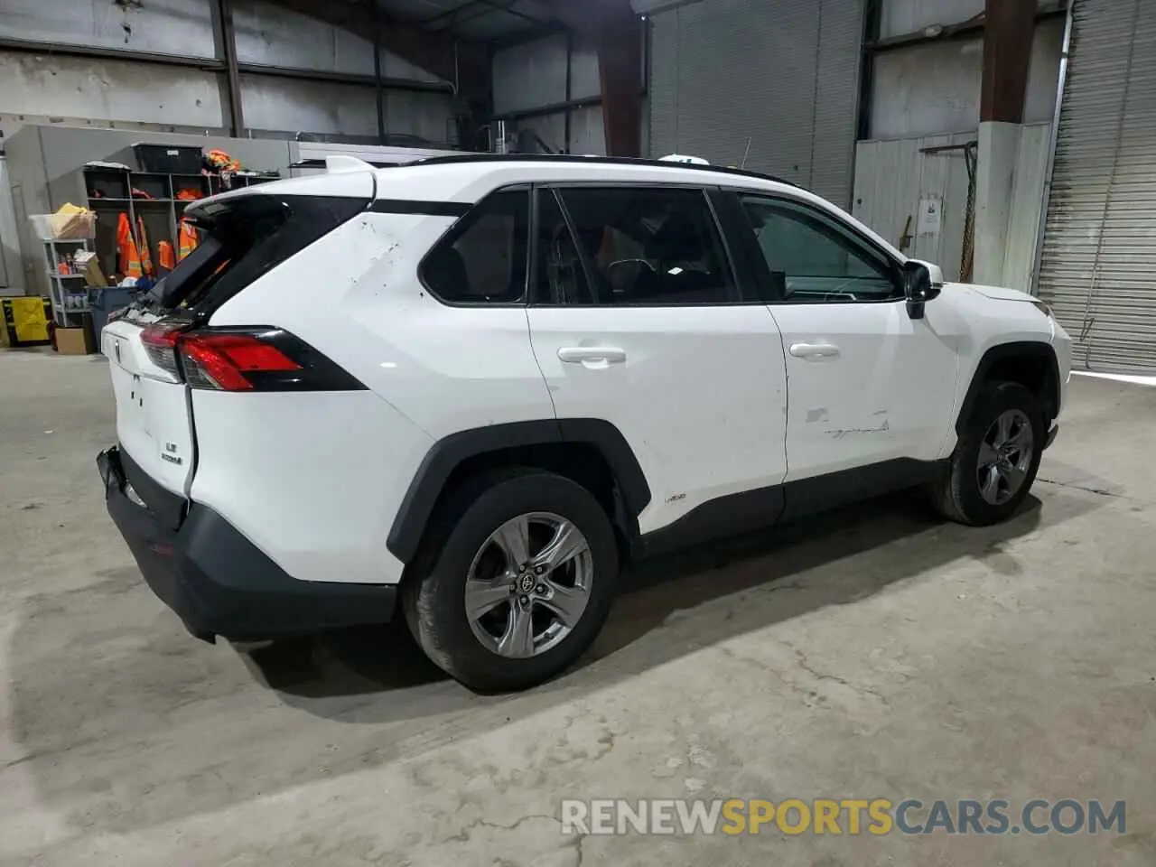 3 Photograph of a damaged car 4T3MWRFV5NU063301 TOYOTA RAV4 2022