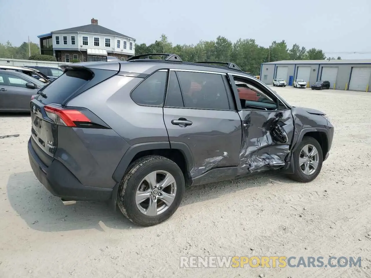 3 Photograph of a damaged car 4T3MWRFV8NU064345 TOYOTA RAV4 2022