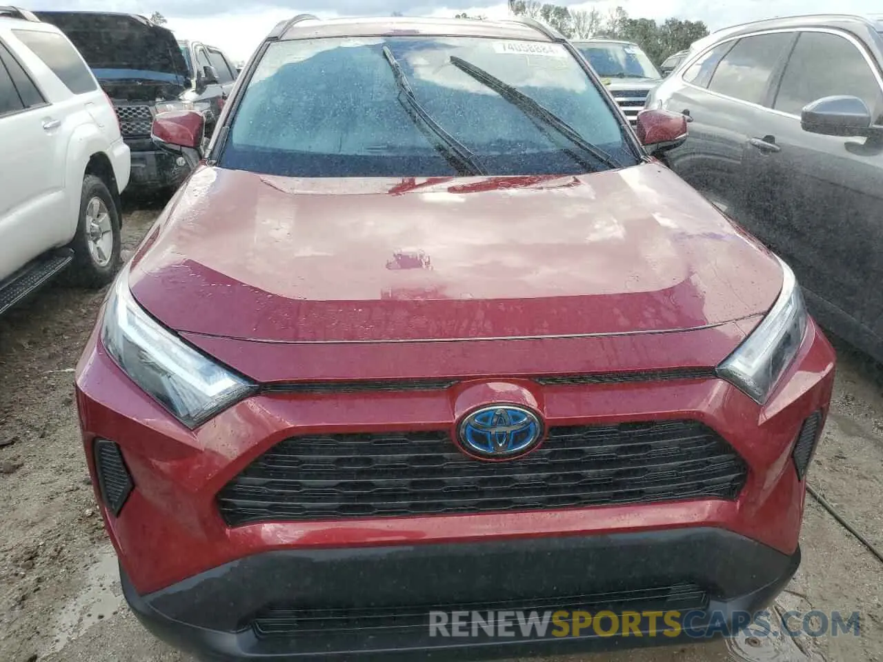 5 Photograph of a damaged car 4T3RWRFV0NU053247 TOYOTA RAV4 2022