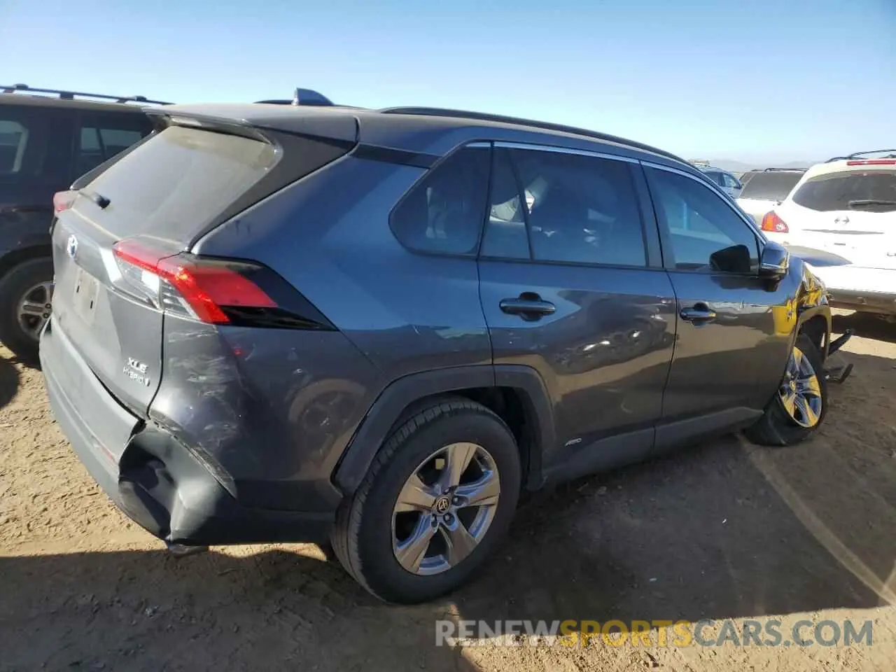 3 Photograph of a damaged car 4T3RWRFV0NU065737 TOYOTA RAV4 2022