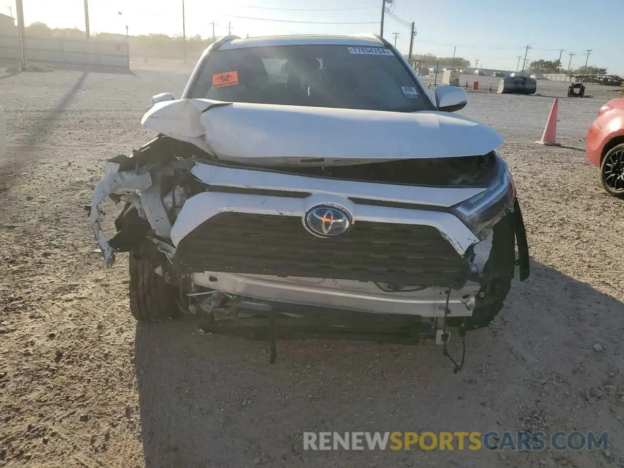 5 Photograph of a damaged car 4T3RWRFV1NU054696 TOYOTA RAV4 2022