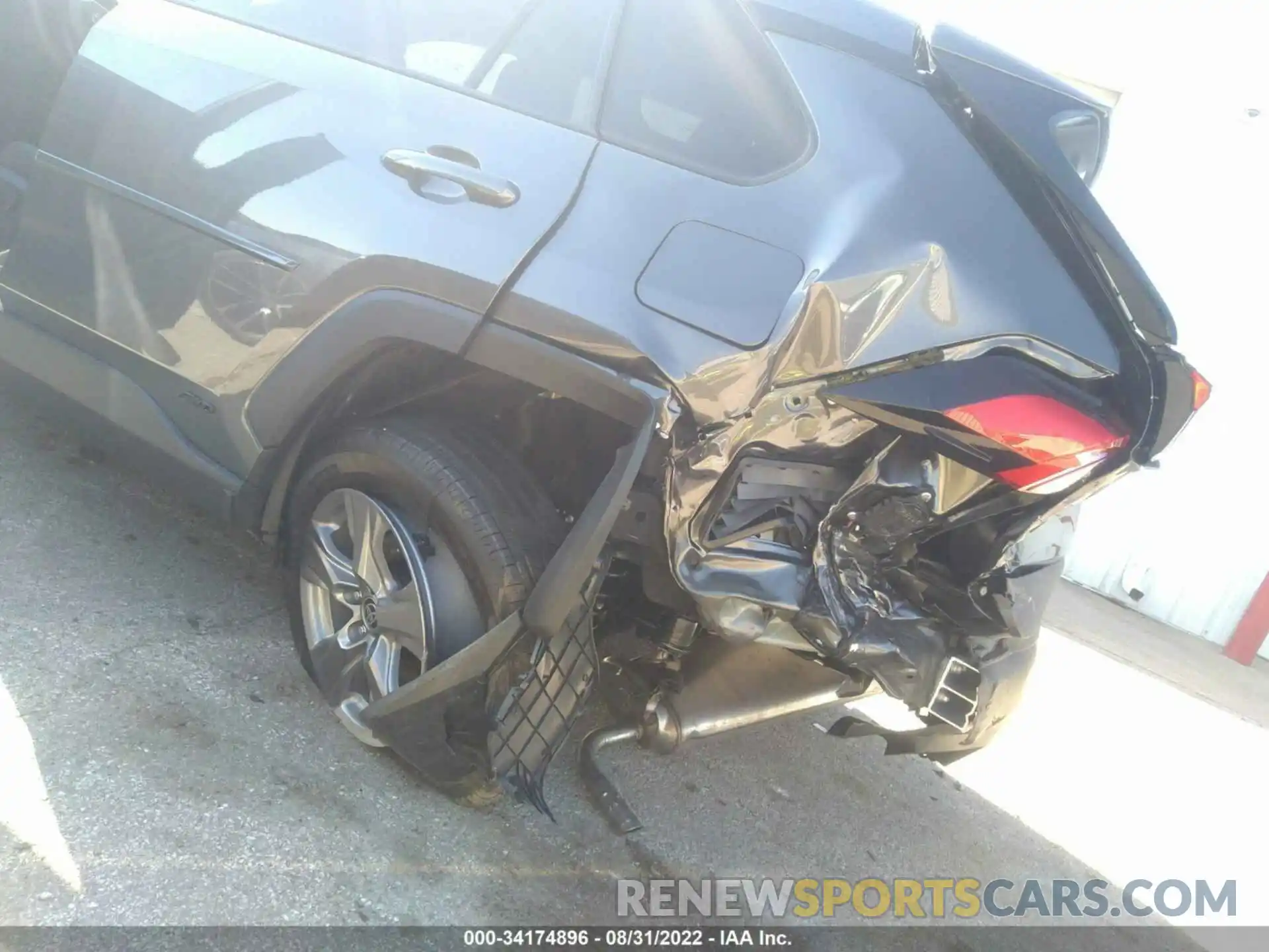 6 Photograph of a damaged car 4T3RWRFV1NU075385 TOYOTA RAV4 2022