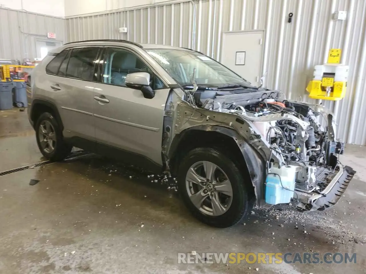 4 Photograph of a damaged car 4T3RWRFV2NU059342 TOYOTA RAV4 2022