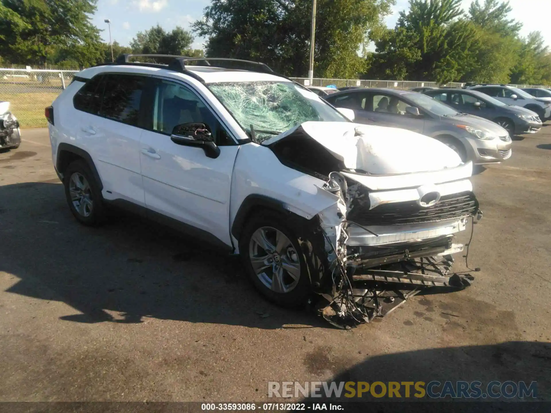 1 Photograph of a damaged car 4T3RWRFV2NU060555 TOYOTA RAV4 2022