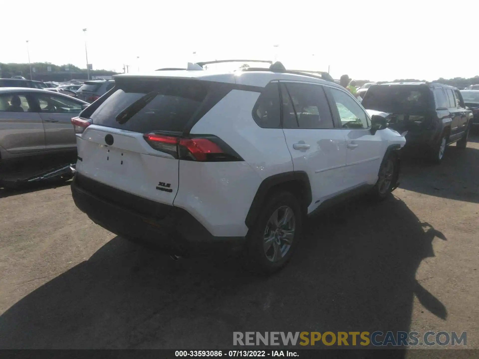 4 Photograph of a damaged car 4T3RWRFV2NU060555 TOYOTA RAV4 2022