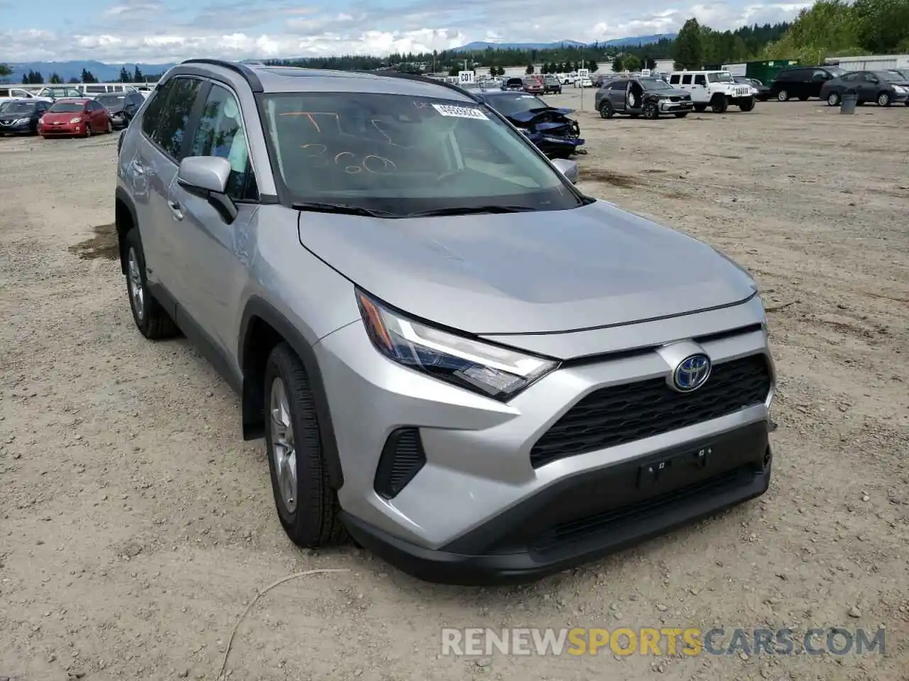 1 Photograph of a damaged car 4T3RWRFV2NU063780 TOYOTA RAV4 2022