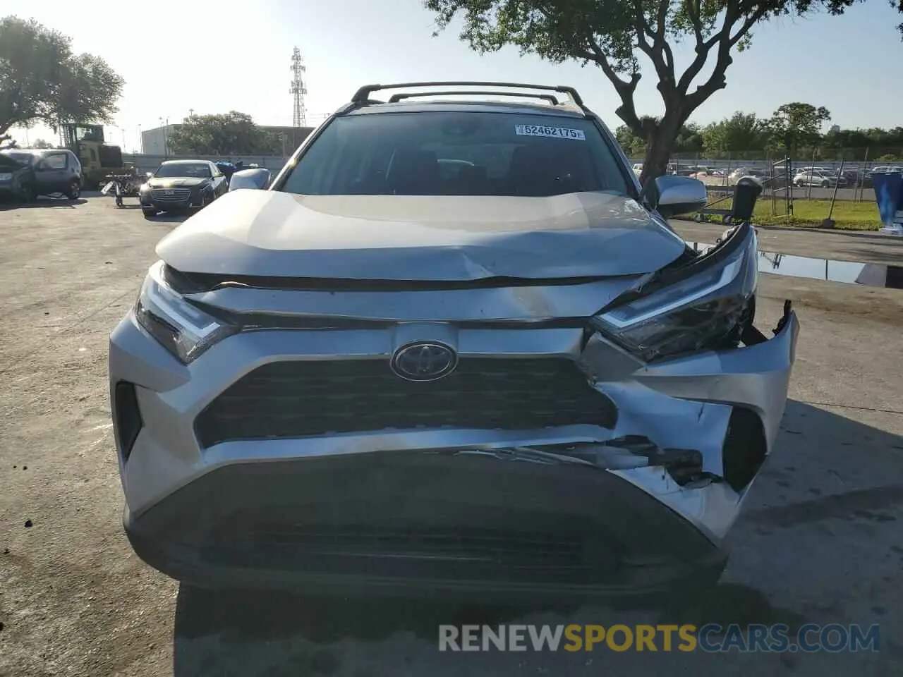 5 Photograph of a damaged car 4T3RWRFV2NU082281 TOYOTA RAV4 2022