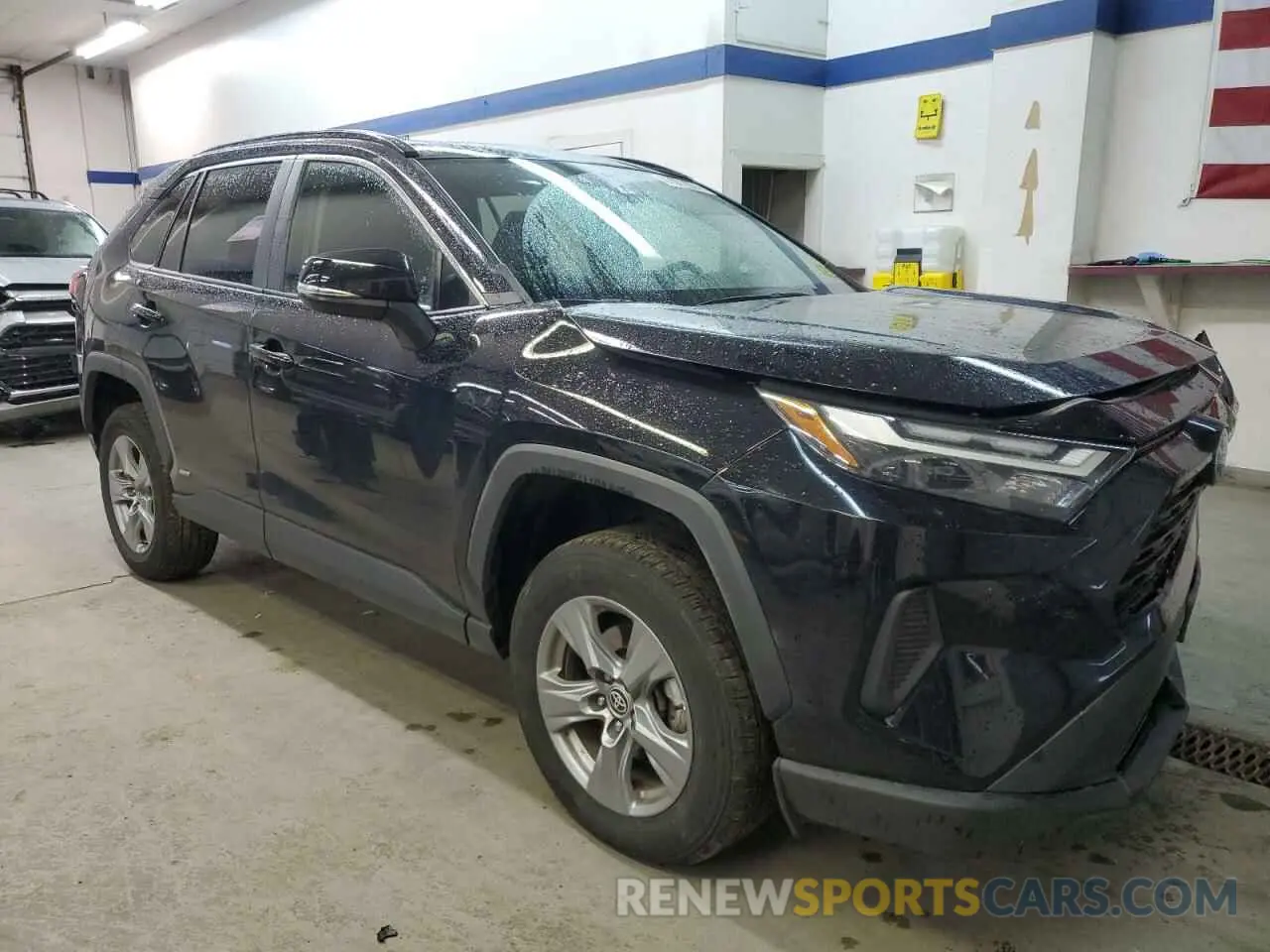 4 Photograph of a damaged car 4T3RWRFV3NU077980 TOYOTA RAV4 2022