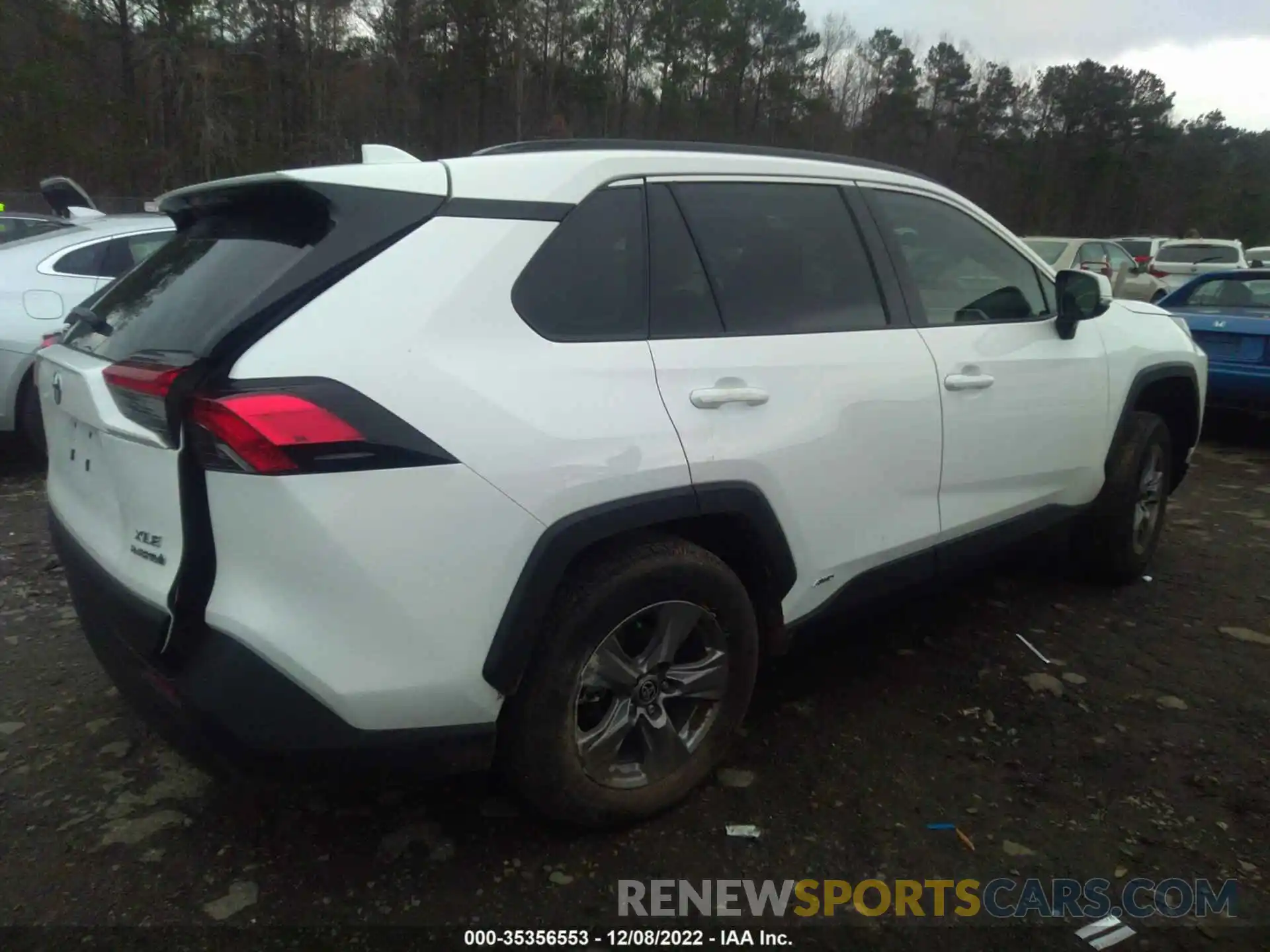 4 Photograph of a damaged car 4T3RWRFV3NU079938 TOYOTA RAV4 2022