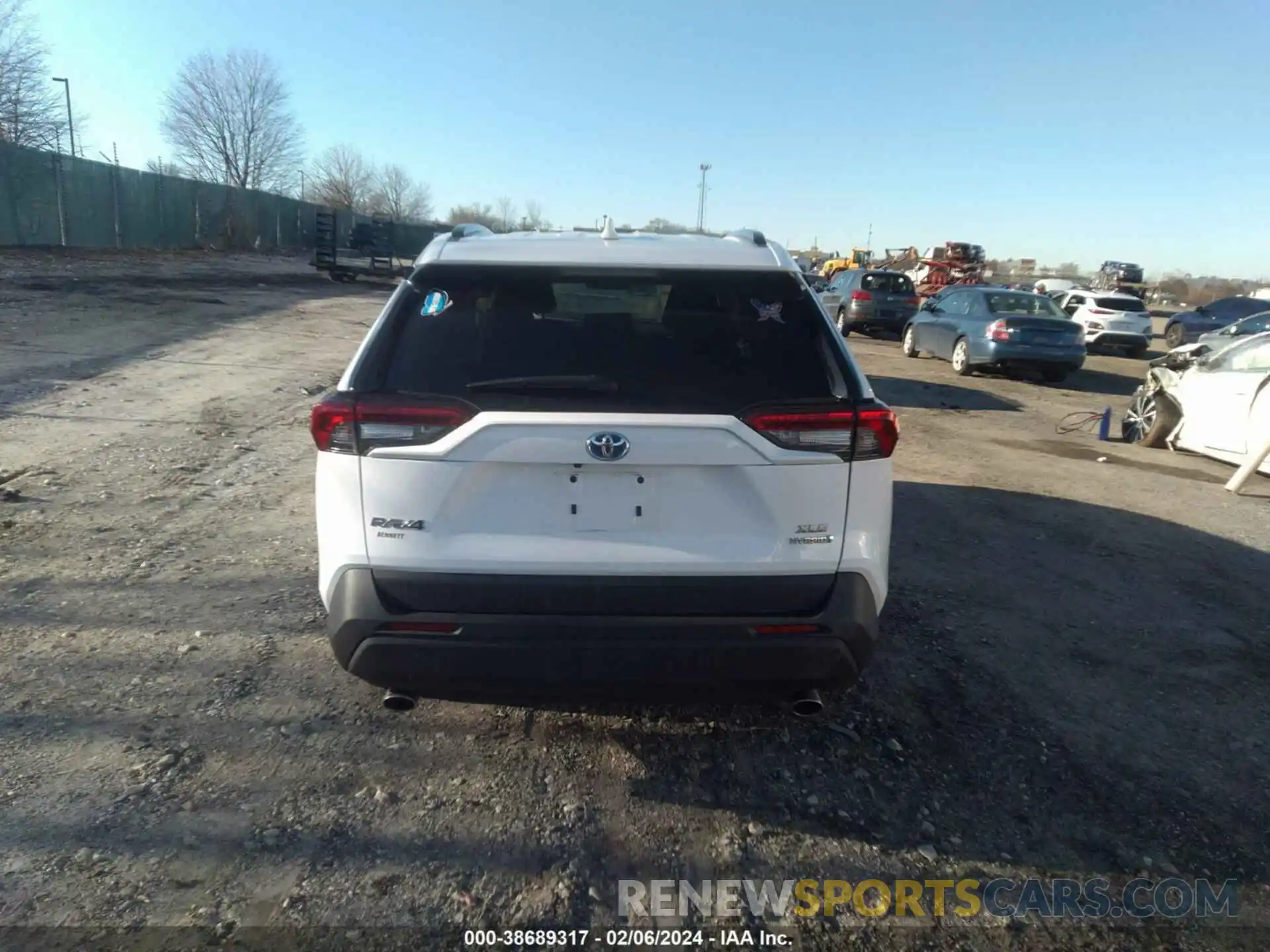 16 Photograph of a damaged car 4T3RWRFV4NU051615 TOYOTA RAV4 2022